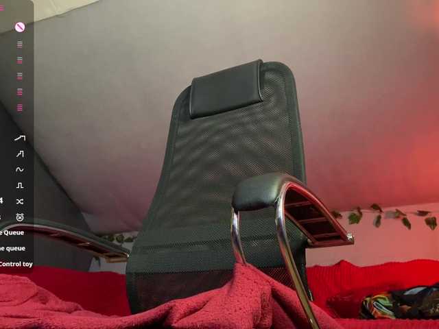 RebeGoldNoir live cam on BongaCams