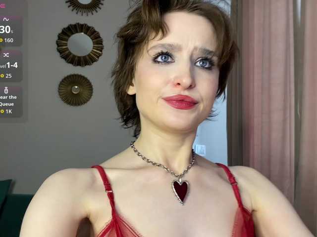 RebeGoldNoir live cam on BongaCams