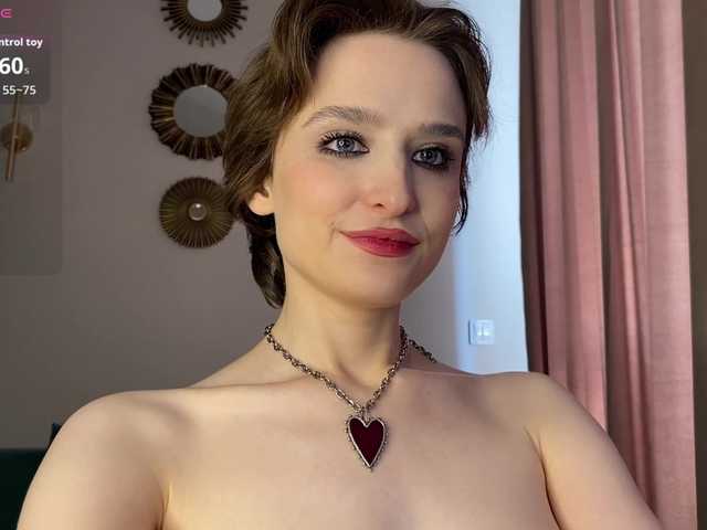 RebeGoldNoir live webcam show