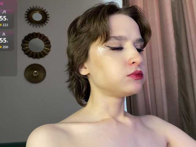 RebeGoldNoir live cam on BongaCams