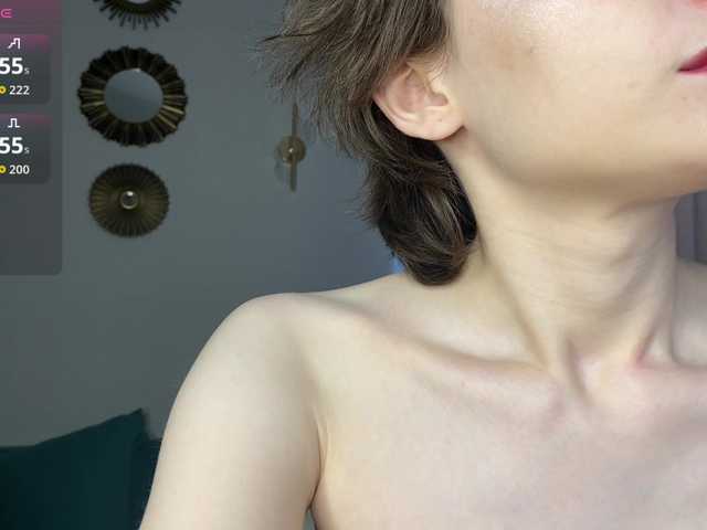 RebeGoldNoir live cam on BongaCams