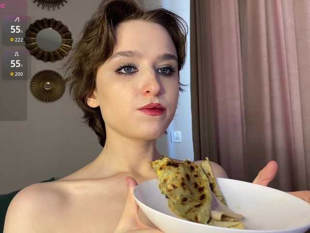 RebeGoldNoir live cam on BongaCams