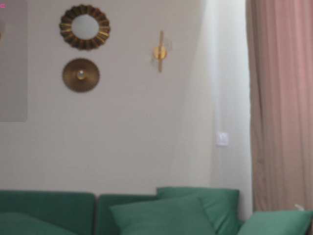 RebeGoldNoir live cam on BongaCams