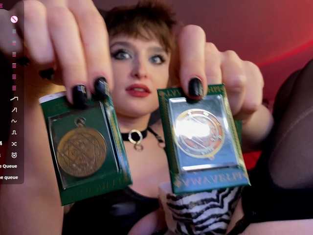 RebeGoldNoir