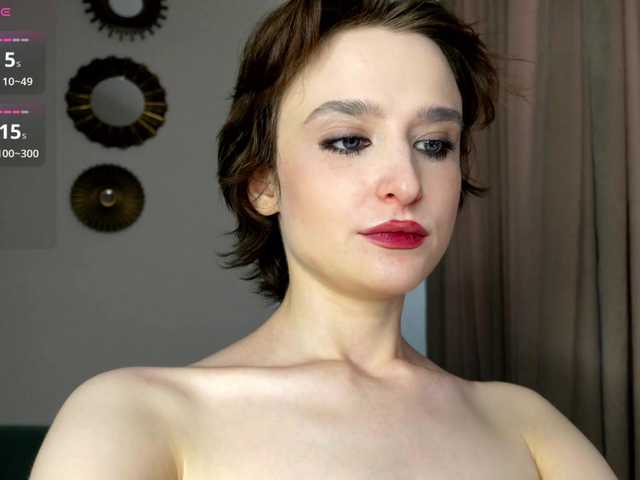 RebeGoldNoir live cam on BongaCams