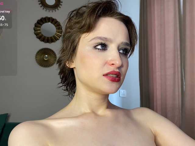 RebeGoldNoir live webcam show
