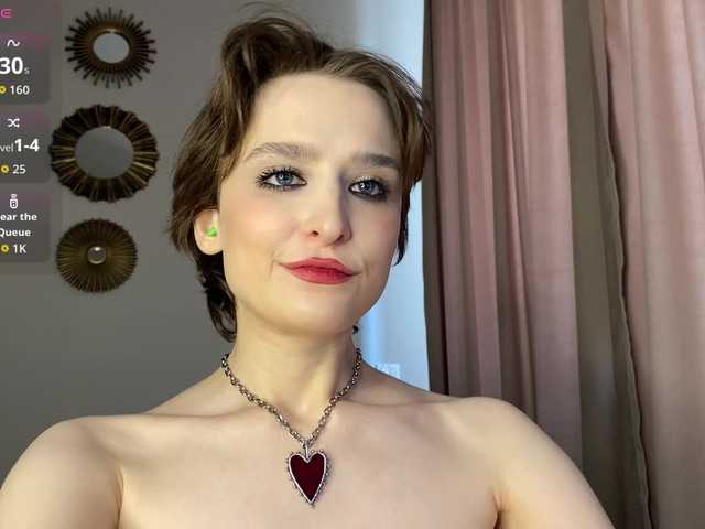 RebeGoldNoir live cam on BongaCams
