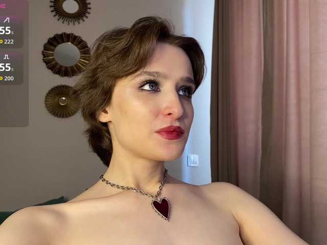 RebeGoldNoir live cam on BongaCams