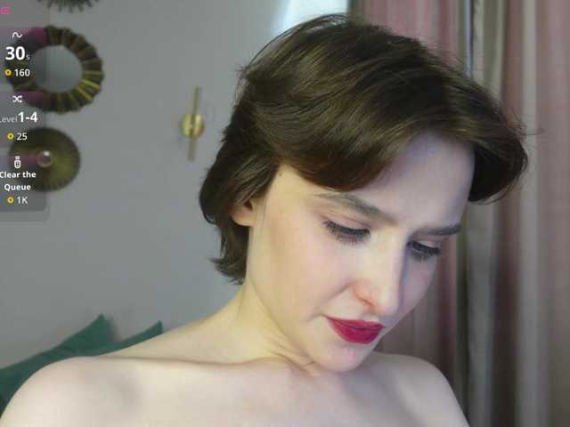 RebeGoldNoir live cam on BongaCams