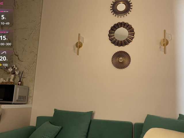RebeGoldNoir live webcam show