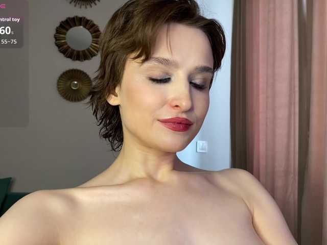 RebeGoldNoir live webcam show