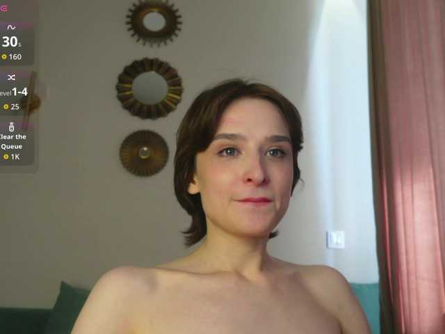 RebeGoldNoir live cam on BongaCams