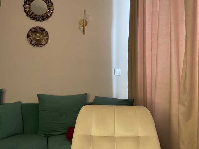 RebeGoldNoir live cam on BongaCams