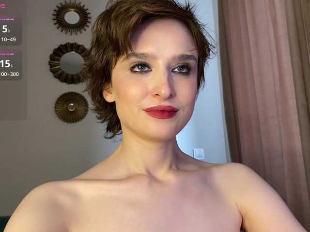 RebeGoldNoir live cam on BongaCams