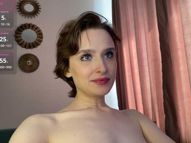 RebeGoldNoir