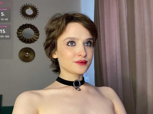 RebeGoldNoir live cam on BongaCams