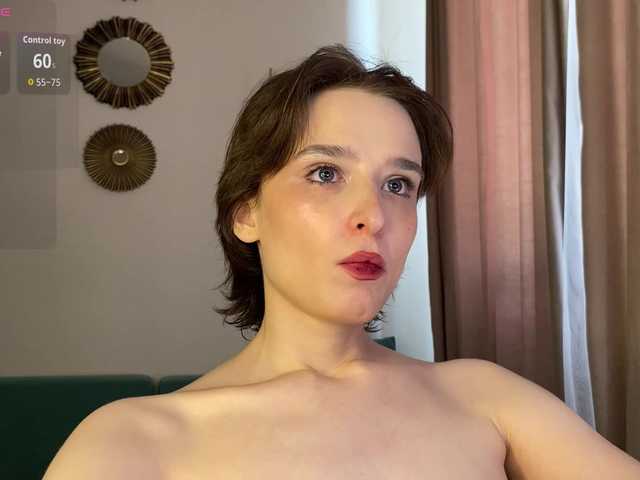 RebeGoldNoir