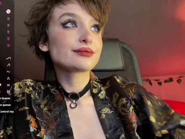 RebeGoldNoir