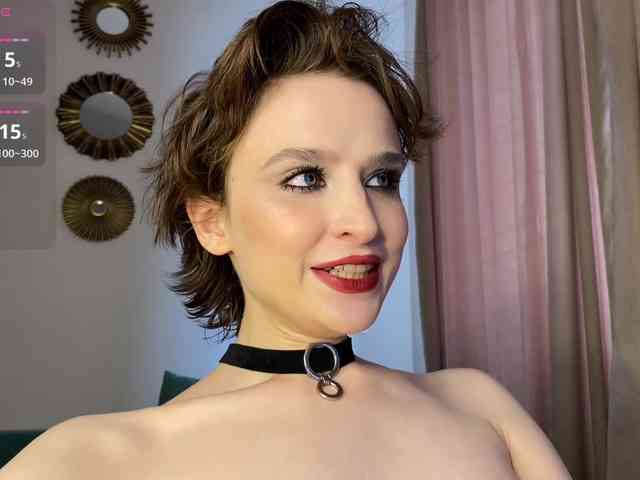 RebeGoldNoir webcam