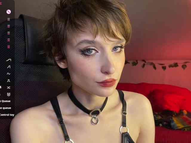 RebeGoldNoir webcam