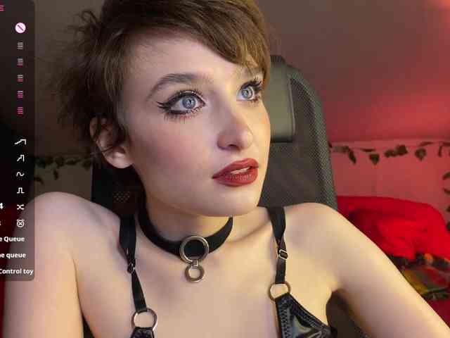 RebeGoldNoir
