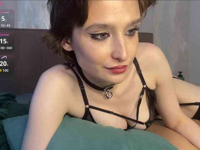RebeGoldNoir webcam