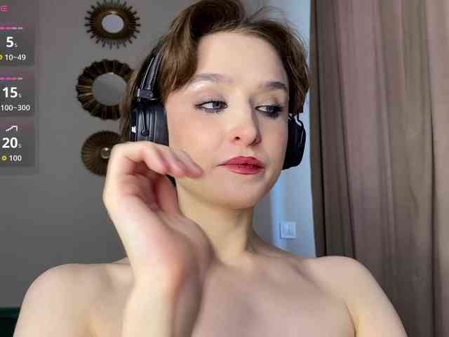 RebeGoldNoir