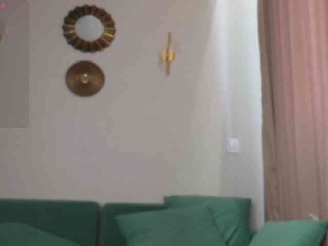 RebeGoldNoir webcam