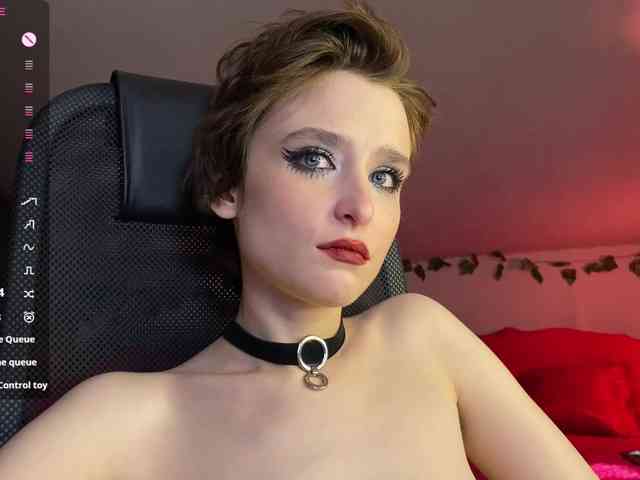 RebeGoldNoir webcam