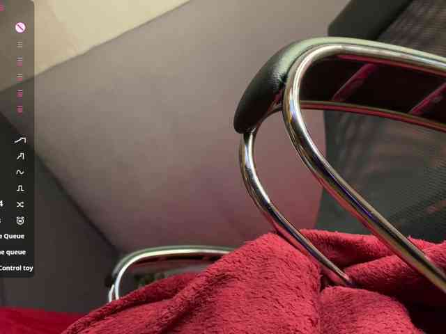 RebeGoldNoir webcam