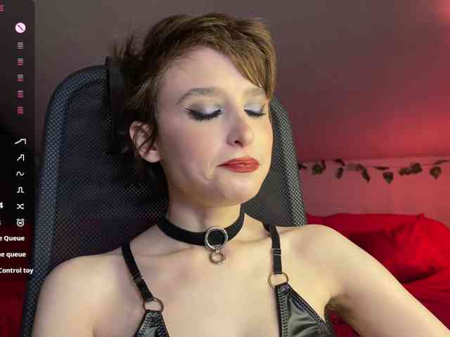 RebeGoldNoir webcam