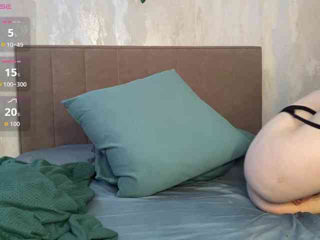 RebeGoldNoir webcam