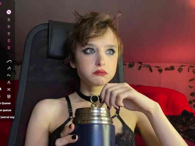 RebeGoldNoir