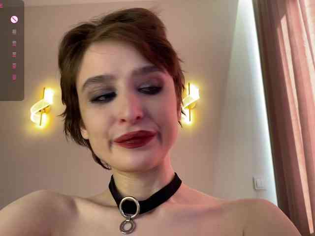 RebeGoldNoir webcam