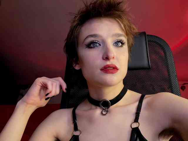 RebeGoldNoir webcam
