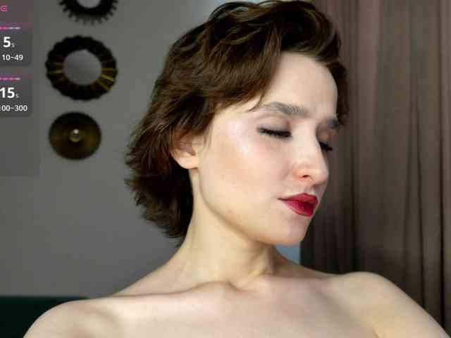 RebeGoldNoir webcam