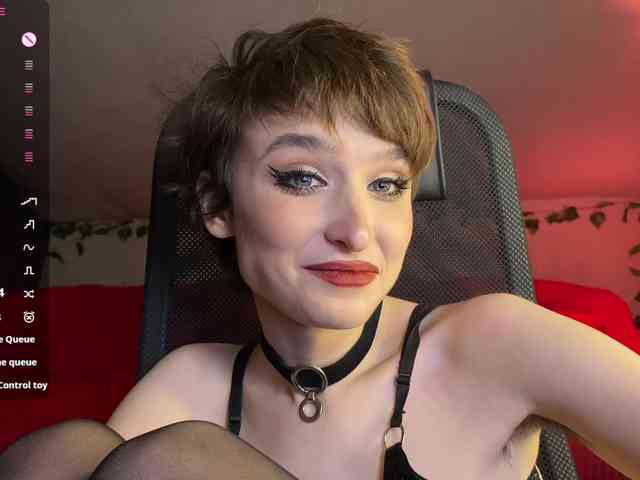 RebeGoldNoir webcam