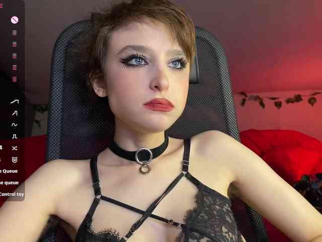 RebeGoldNoir webcam