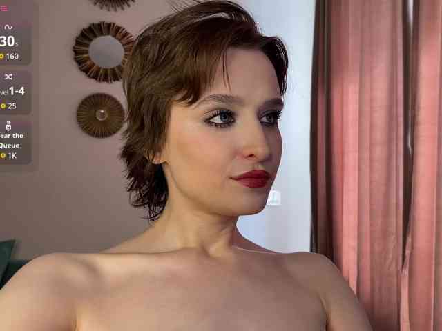RebeGoldNoir webcam