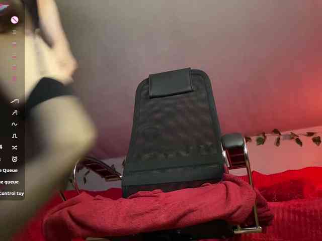 RebeGoldNoir webcam