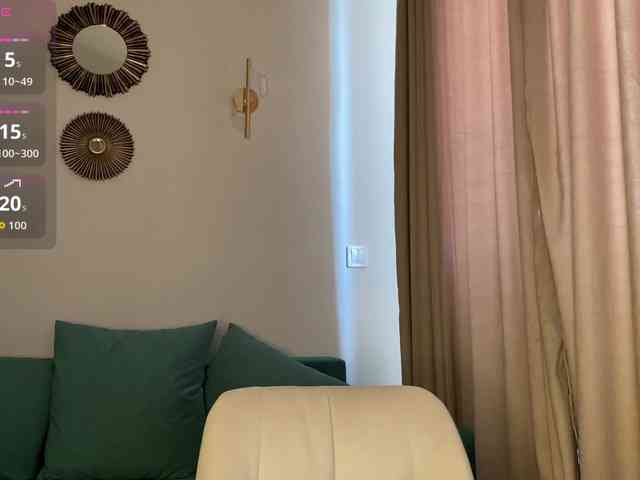 RebeGoldNoir webcam