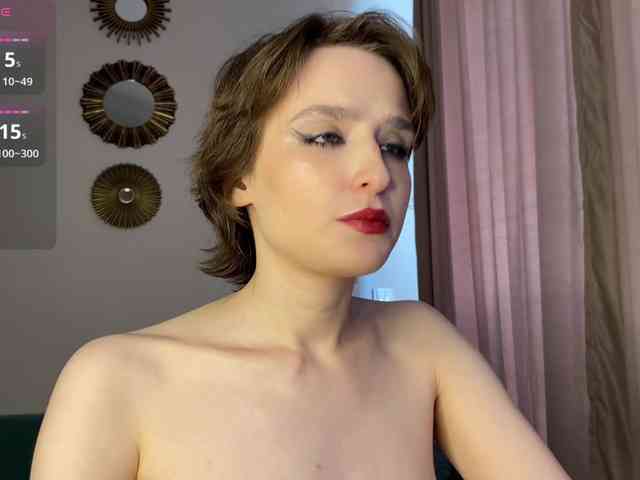 RebeGoldNoir webcam