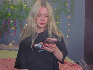 LillieBerry Porn Show