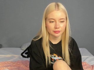 LillieBerry Porn Show