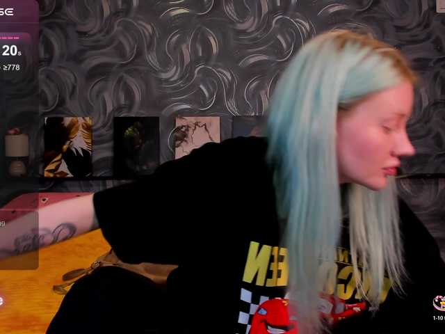 LillieBerry live cam on BongaCams