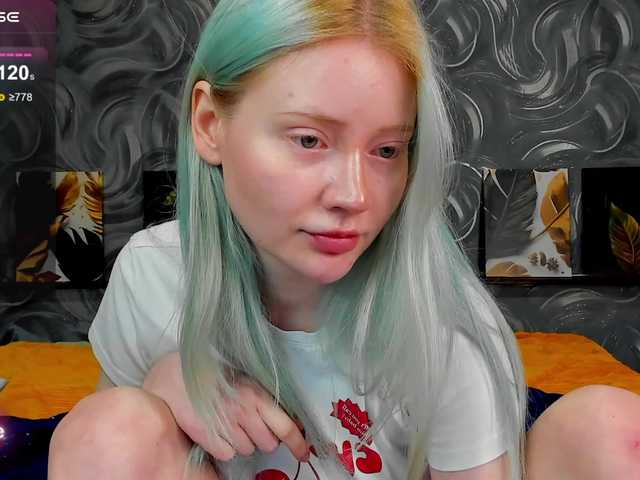 LillieBerry live cam on BongaCams