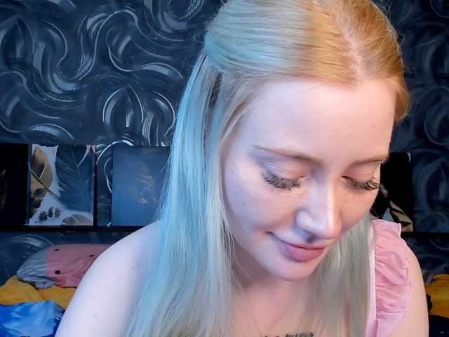 LillieBerry live cam on BongaCams