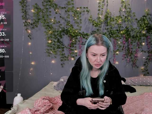 LillieBerry live cam on BongaCams