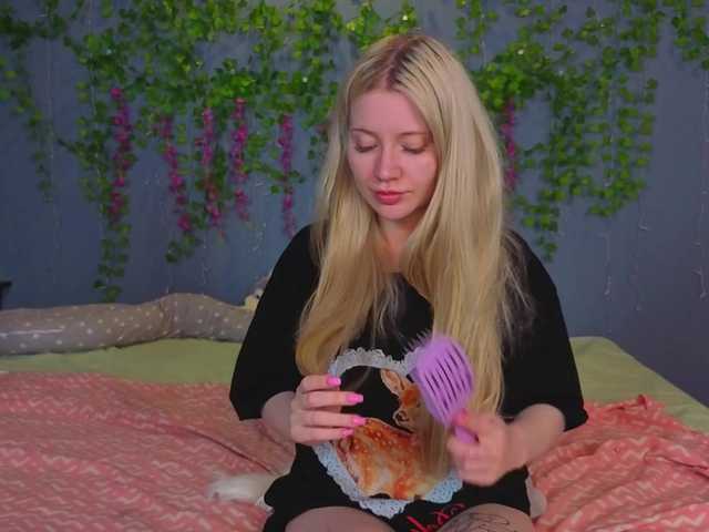 LillieBerry live webcam show