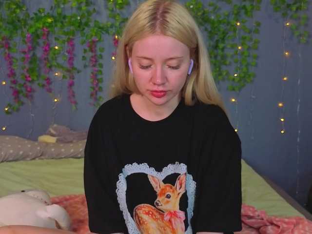 LillieBerry live cam on BongaCams